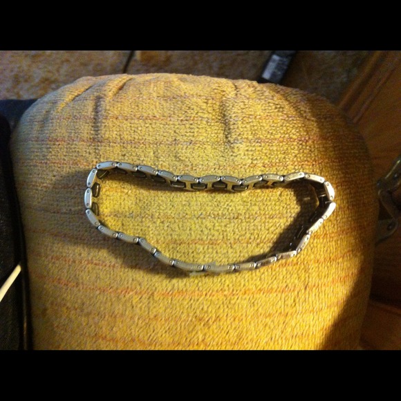 Bracelet - Picture 3 of 4