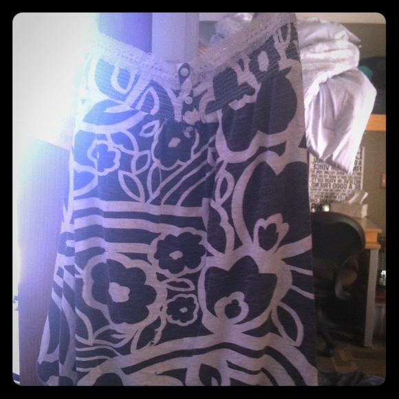 PAC sun gray and white tank top with lace straps - Picture 1 of 1