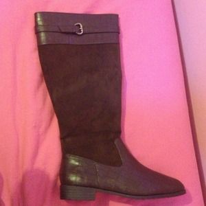 *Reduced! BRAND NEW riding boots
