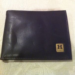 📛SOLD📛Tommy Hilfiger Leather bifold