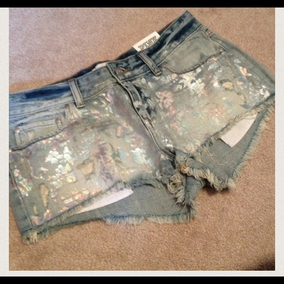 🎯🎯SOLD🎯🎯VS NWT SZ 8 bling shorts