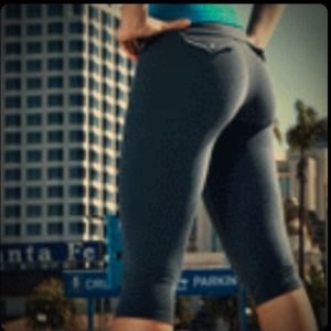 Bia Brazil Dark brown body shaping crops