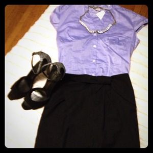 Versatile black Banana Republic skirt. Like new!