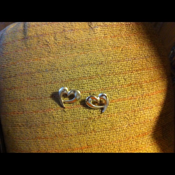 Earrings - Picture 3 of 3