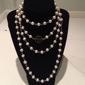Elegant long  Pearl Necklace