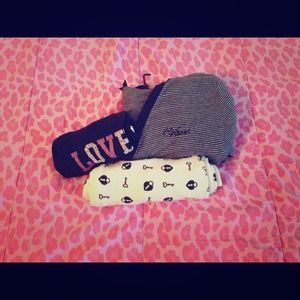 Victoria's Secret, Juicy and  Vans bundle 😊