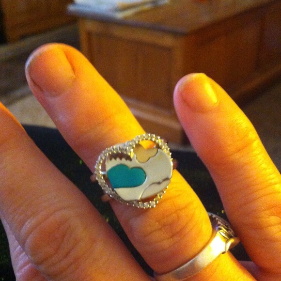 Ring - Picture 2 of 3