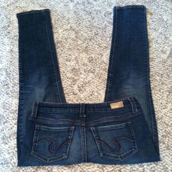 Dark denim skinny jeans