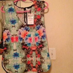 Brand new with tags Zara woman blouse size M