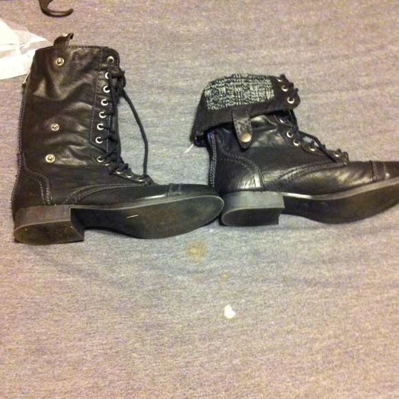 Cute leather Combat boots size 7