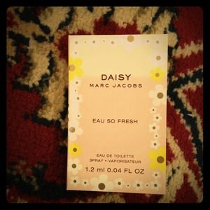 Marc Jacobs Daisy perfume sample
