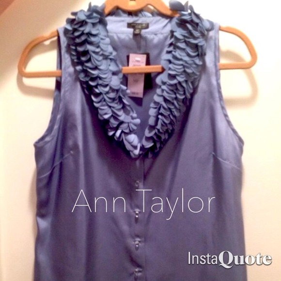 Ann Taylor Tops - 🎉Host Pick🎉 Ann Taylor Blouse