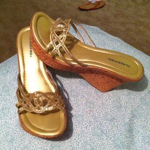 Gold Flip Flop Wedges