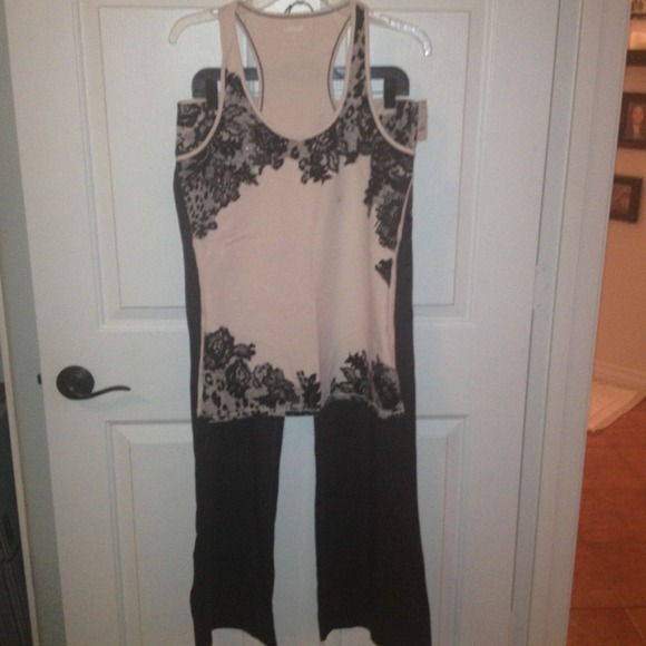 Express workout outfit