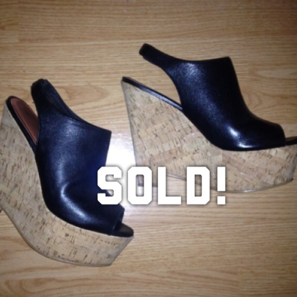 Elizabeth and James leather black cork wedge mule