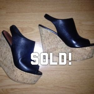 Elizabeth and James leather black cork wedge mule