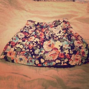 Floral H&M skirt