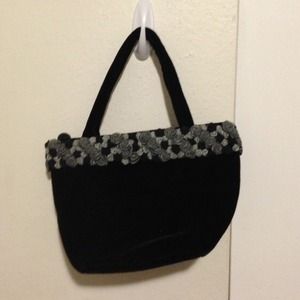 Hand bag