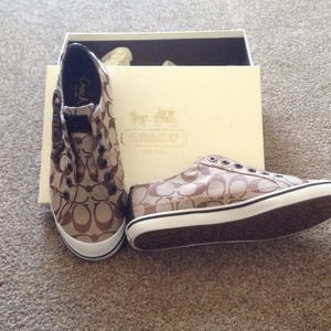Coach sneakers Keeley size 8 brown