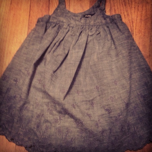 Chambray GAP dress size 12-18 months