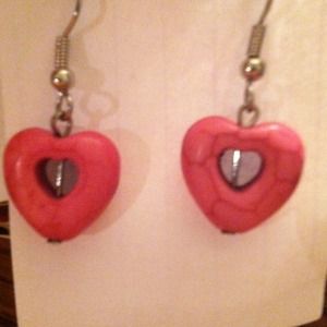Pink heart stone earrings!
