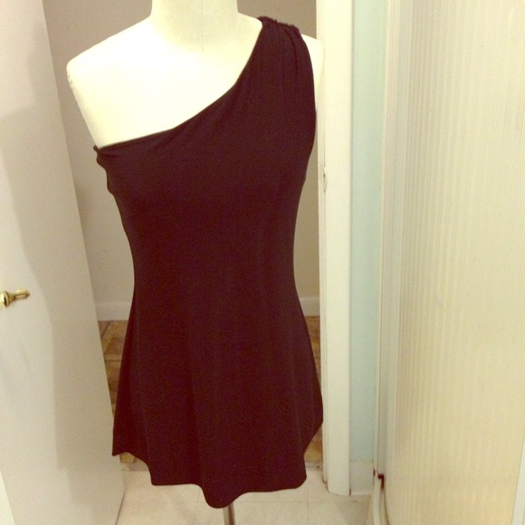 BUNDLED!! Black 1 shoulder shirt/tunic