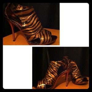 Sexy abstract animal design stiletto