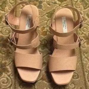 Never worn. Perfect pinkish/light nude platform