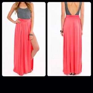 NWOT Double slit maxi skirt