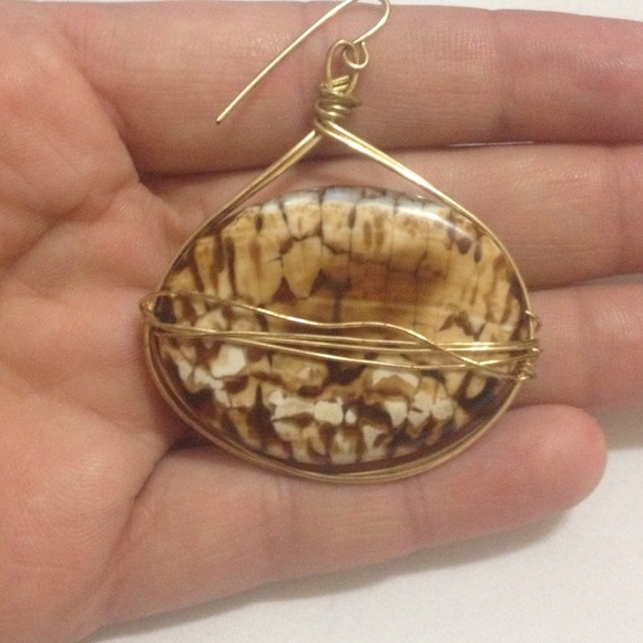 Exotic earrings - Picture 3 of 3