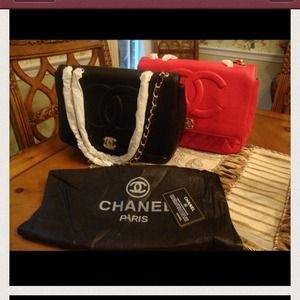 ⚡️Flash sell!! ⚡️Red Chanel bag