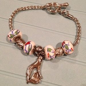 LOVE❤charm bracelet❤NWOT