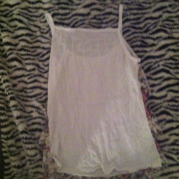 Floral Ruffle Tank - Picture 2 of 2