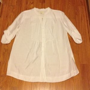 White silky top SOLD