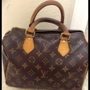 Authentic Louis Vuitton speedy 25