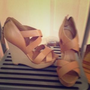 NEW! True Religion nude wedges!
