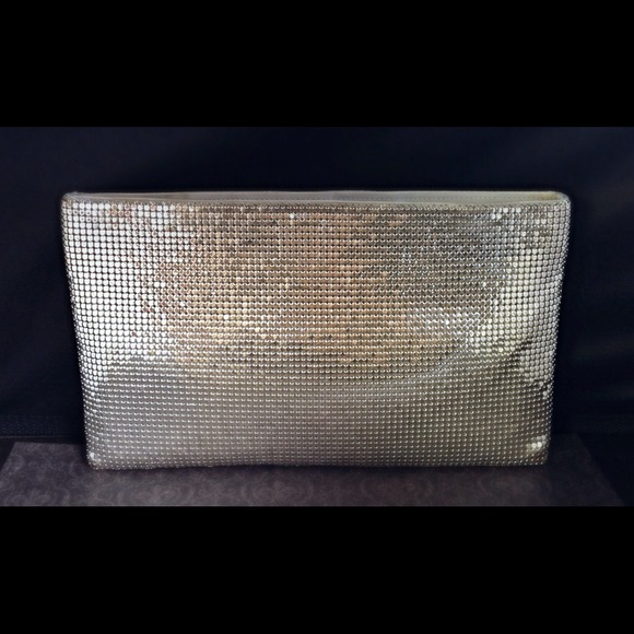 70's Silver Metallic Mesh Clutch - Whiting & Davis