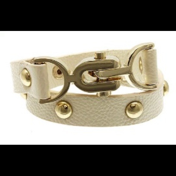 Jewelry - Cream Leather Wrap Around Bracelet