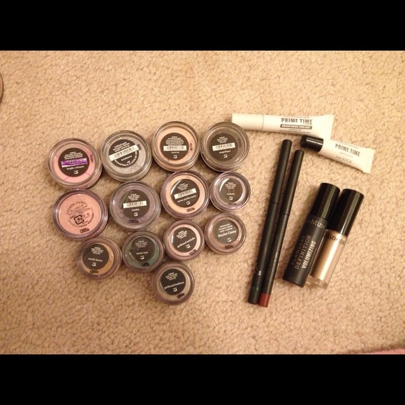 ❌❌TRADED❌❌BE 19 piece eye set