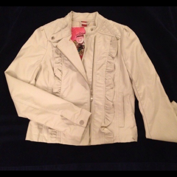 Collection Jackets & Blazers - 💓Host Pick 💓 White Faux Leather Jacket