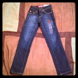 BRAND NEW GIRLS SKINNY JEANS