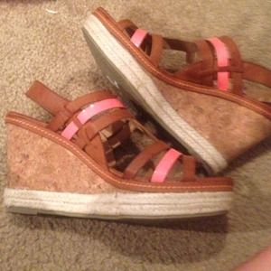 Brown with a bright pink peach wedge