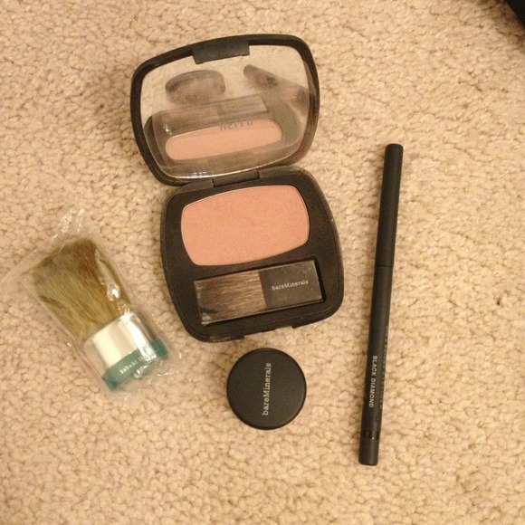 ❌❌BUNDLED❌❌BE random makeup set