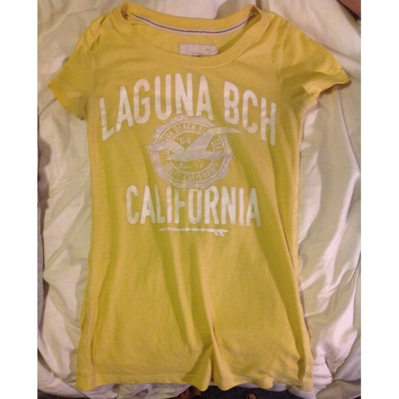 Hollister top