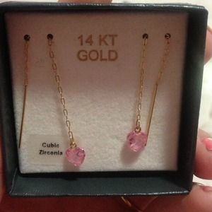 14 KT Gold Threader earrings!