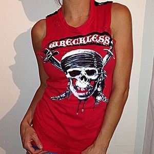 Customized & Destroyed "Pirates" tank (S) NVR WORN