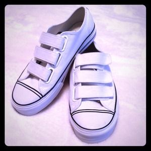 * OH HOLD FOR @jazzyc95 *