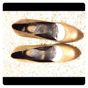 👑JUST REDUCED!👑 Dolce Vita Nude Pumps