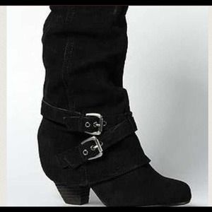 Black buckle boots