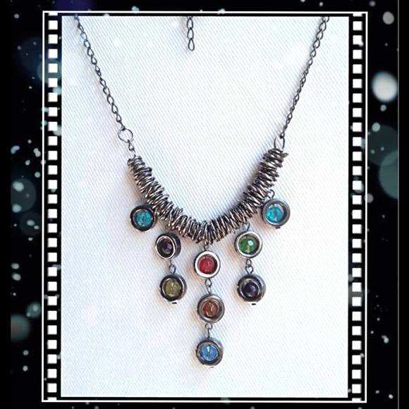 Colorful Rhinestone necklace - Picture 1 of 2